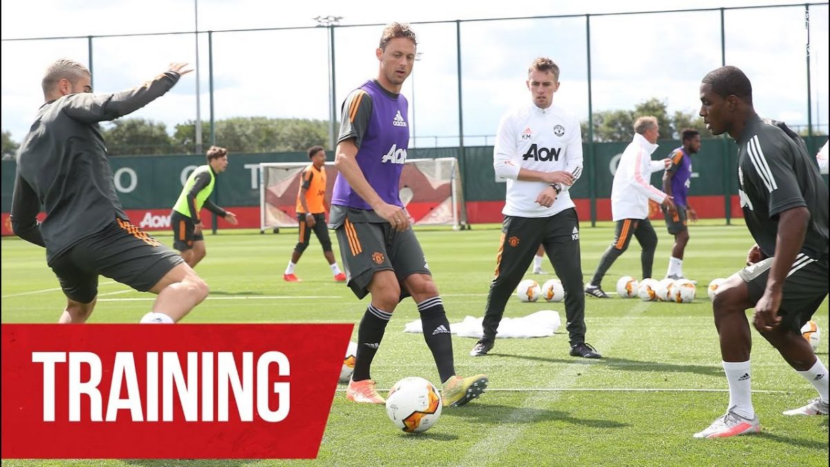 تمرین منچستر یونایتد برای تقابل با لاسک در لیگ اروپا