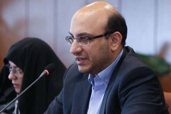 علی‌نژاد: سرخابی‌ها نمی‌توانند مربی و بازیکن جدید خارجی بگیرند