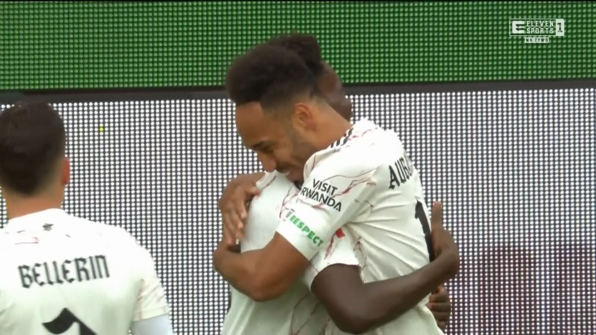 گل اول آرسنال به لیورپول (گل زیبای اوبامیانگ)