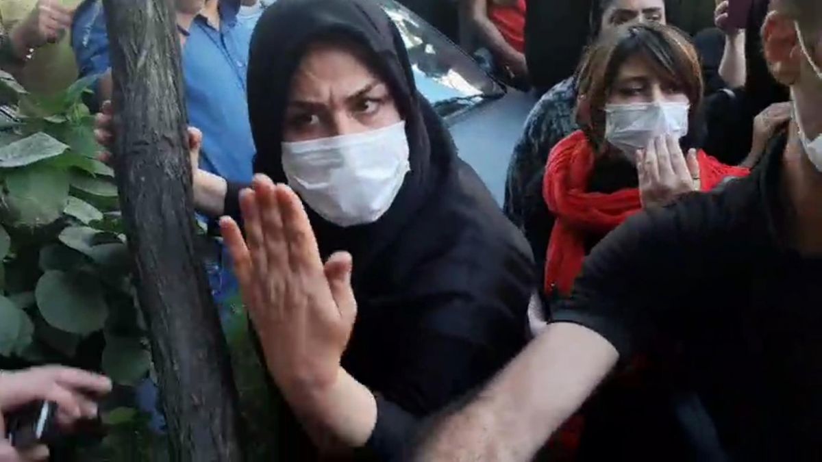 اختصاصی/ قانع نشدن هواداران از صحبت های معاون اقتصادی باشگاه پرسپولیس