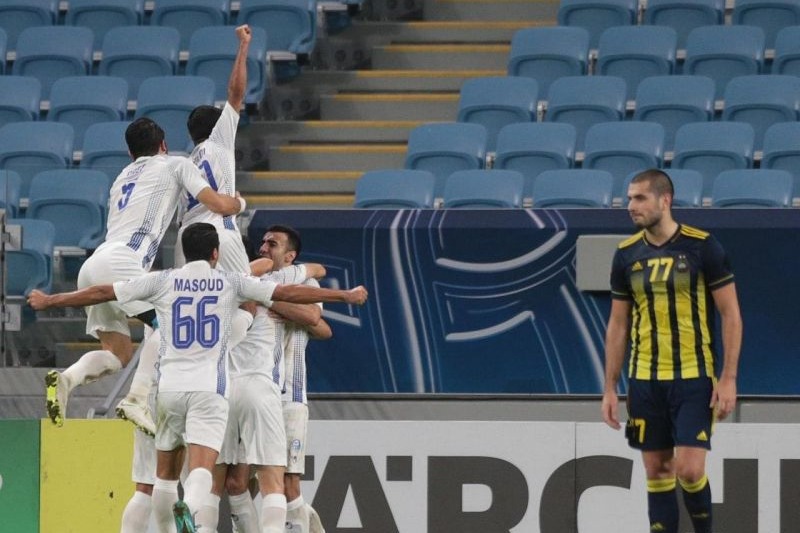 درگیری استقلالیها در فرودگاه دوحه؛ شایعه یا واقعیت؟