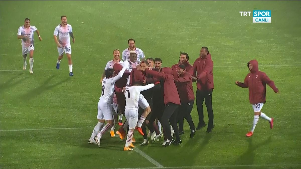 ماراتن هیجان انگیز ضربات پنالتی دیدار ریو آوه 8-9 میلان