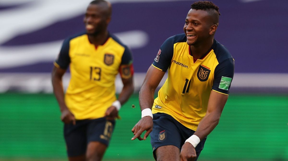 خلاصه بازی اکوادور 4-2 اروگوئه