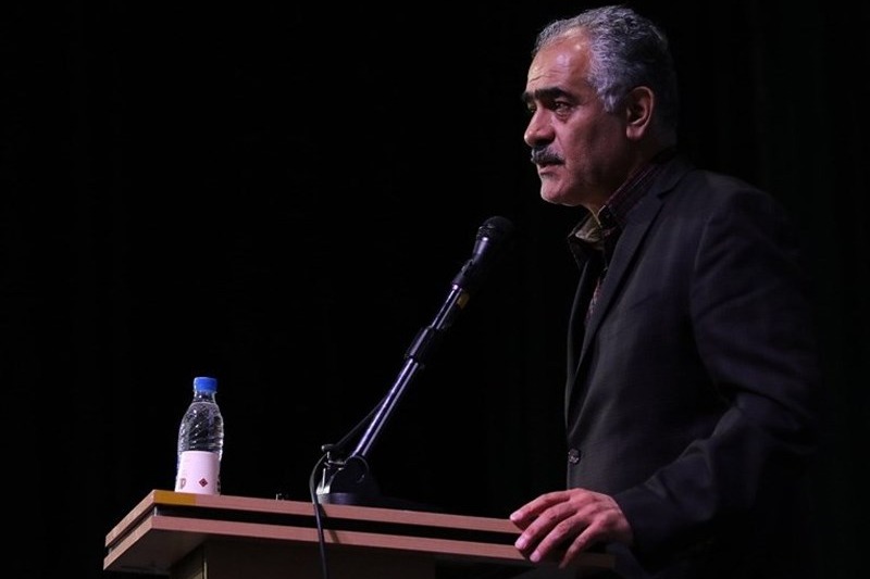 گلمحمدی: جداییام از اداره کل ورزش به خاطر حواشی هیئت فوتبال نبود
