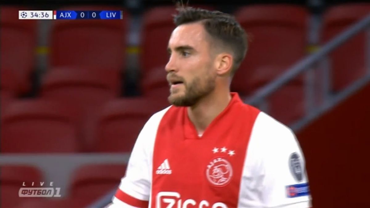 گل اول لیورپول به آژاکس (گل به خودی تالیافیکو)