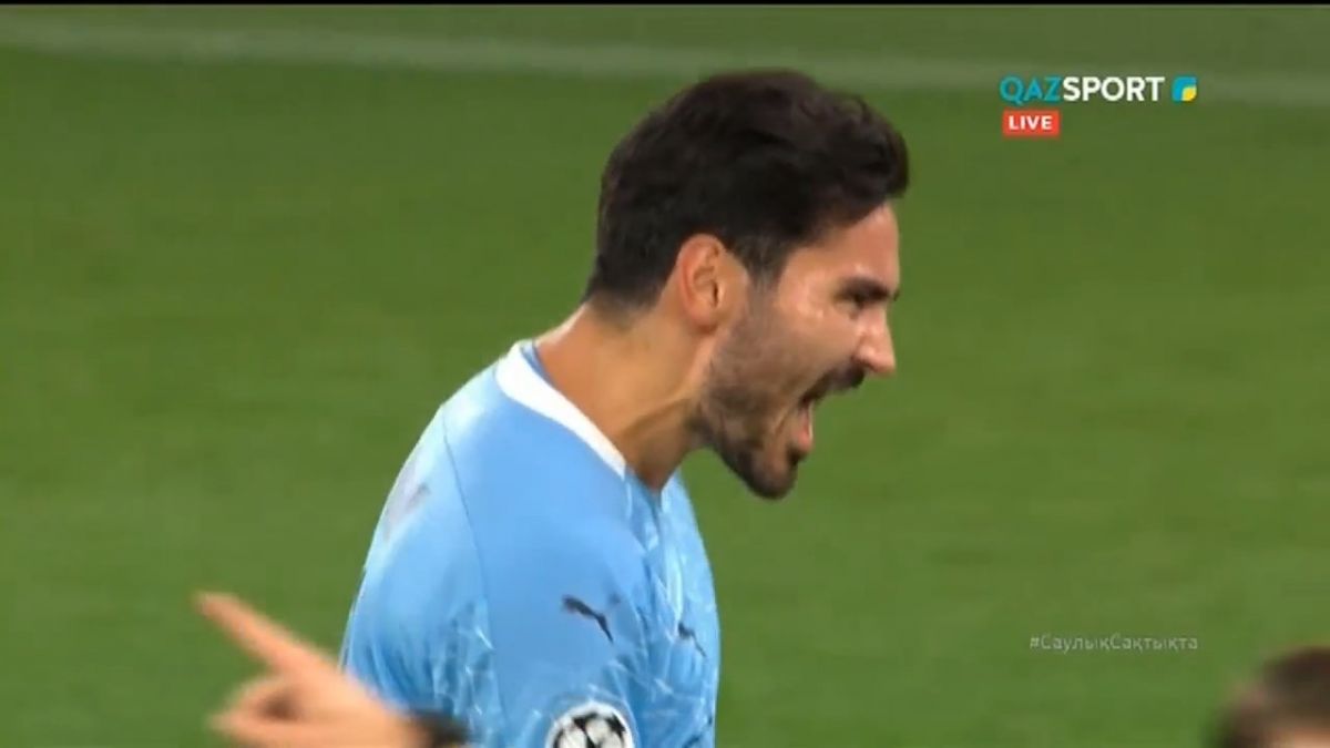 گل دوم منچسترسیتی به پورتو (ضربه آزاد گوندوغان)