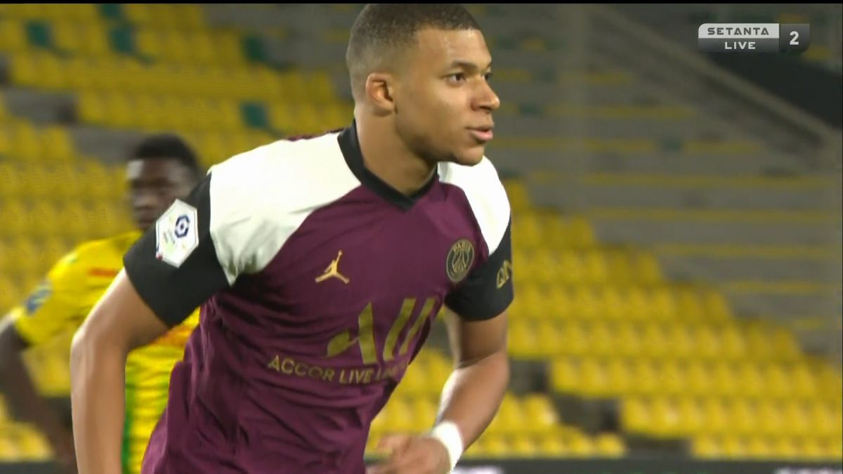 گل دوم پاری سن ژرمن به نانت (امباپه - پنالتی)