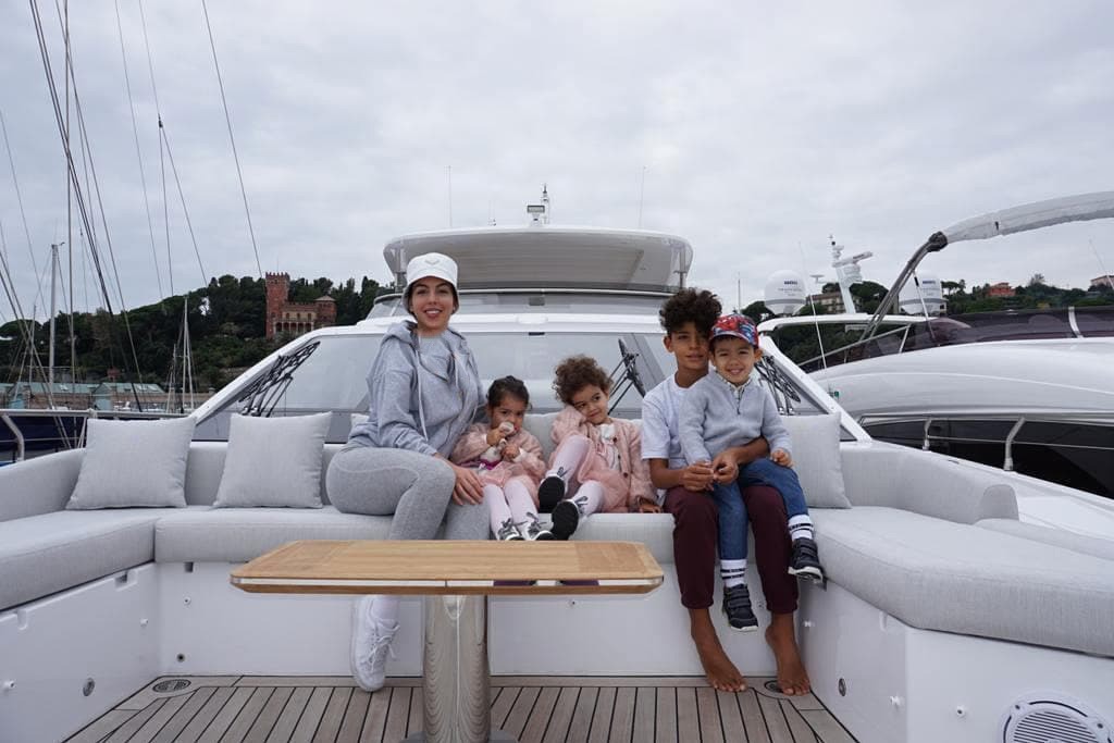 قایق تفریحی Azimut رونالدو