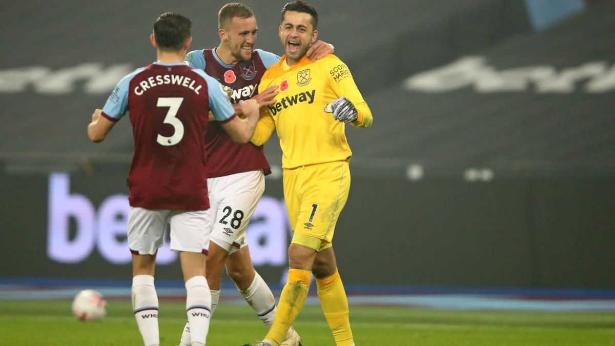 هدر رفتن پنالتی چیپ در دقیقه 98 توسط بازیکن فولام