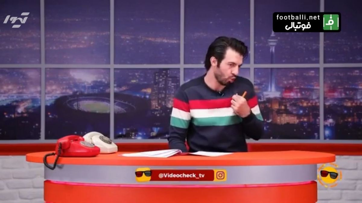 ویدیو چک/ از به زور بوسیدن لوگوی تیم جدید تا بالا بردن یهویی رقم قرارداد بازیکنان