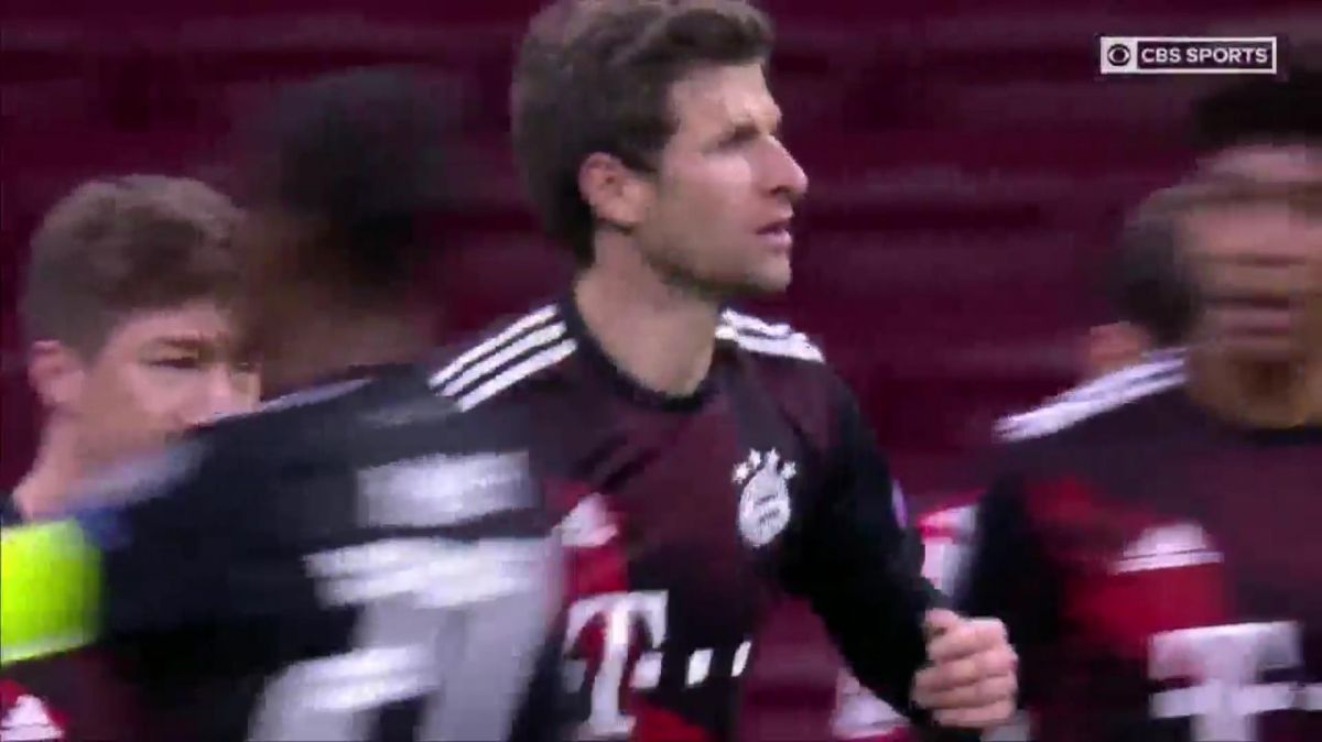 گل اول بایرن مونیخ به اتلتیکو مادرید (مولر - پنالتی)