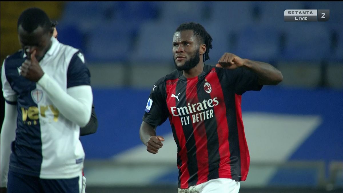 گل اول میلان به سمپدوریا (کسیه - پنالتی)