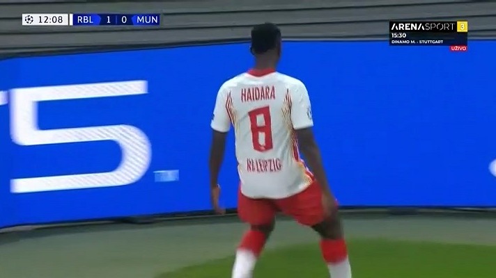 گل دوم آربی لایپزیش به منچستر یونایتد (هایدارا)