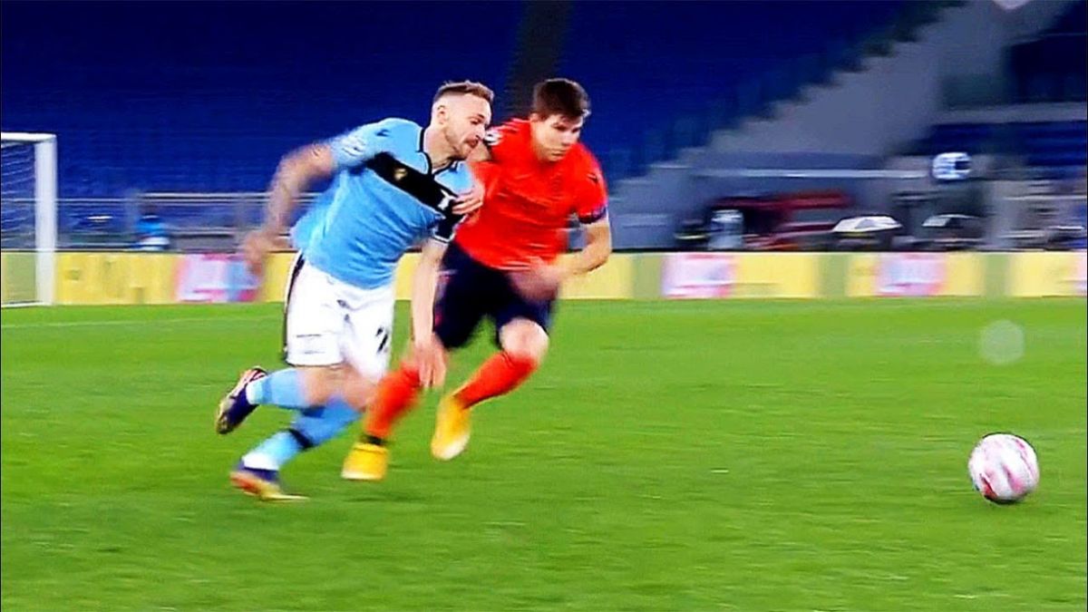 حرکات تکنیکی بازیکنان در بازی لاتزیو 2-2 کلوب بروژ