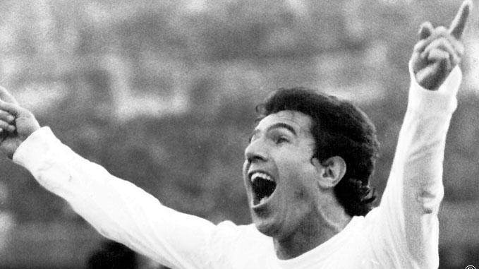 نوستالژی/ گل خوانیتو مهاجم رئال مادرید به اتلتیکو مادرید در فصل 1983-84