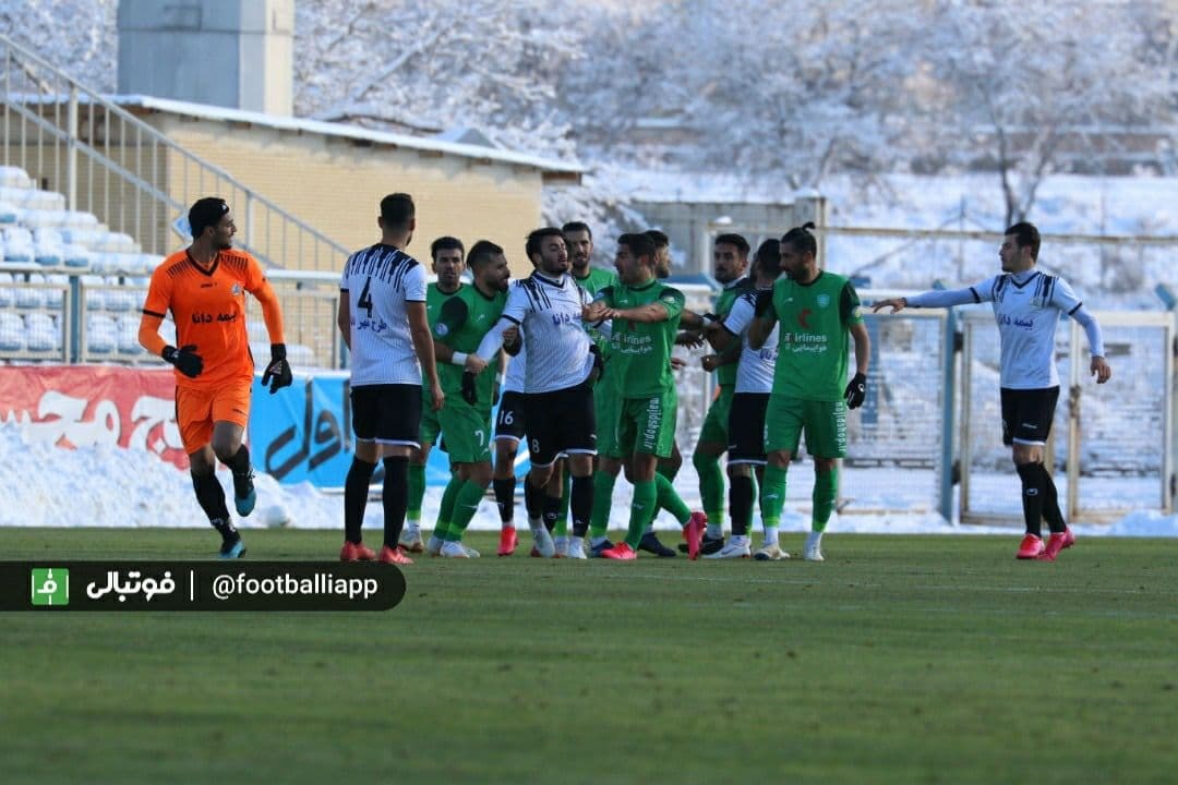 نفت مسجدسلیمان از باشگاه ماشینسازی شکایت میکند