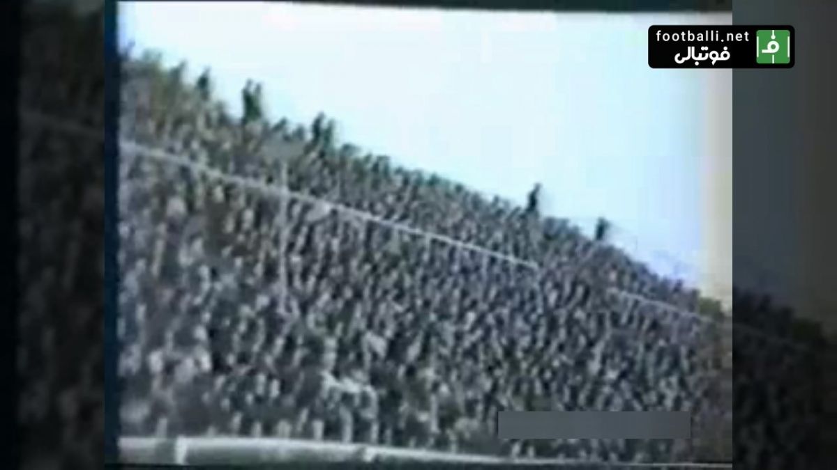 تصاویری از ورزشگاه امجدیه تهران در فیلم «پرستوها به لانه بازمی‌گردند»