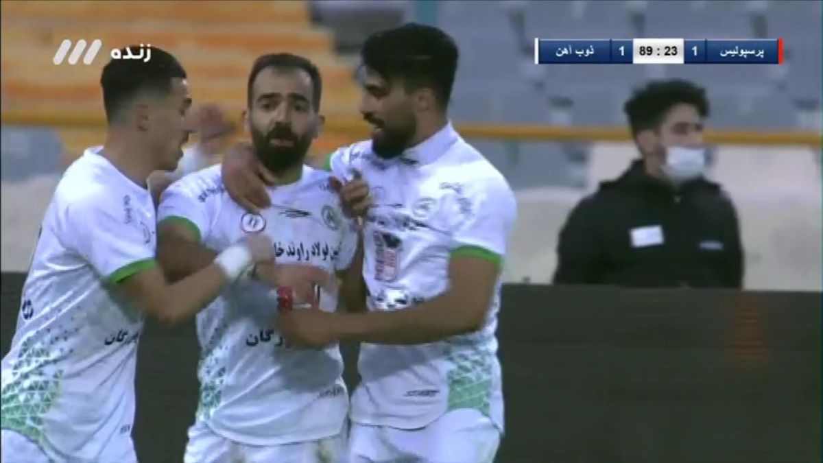 گل اول ذوب آهن به پرسپولیس (میلاد جهانی)