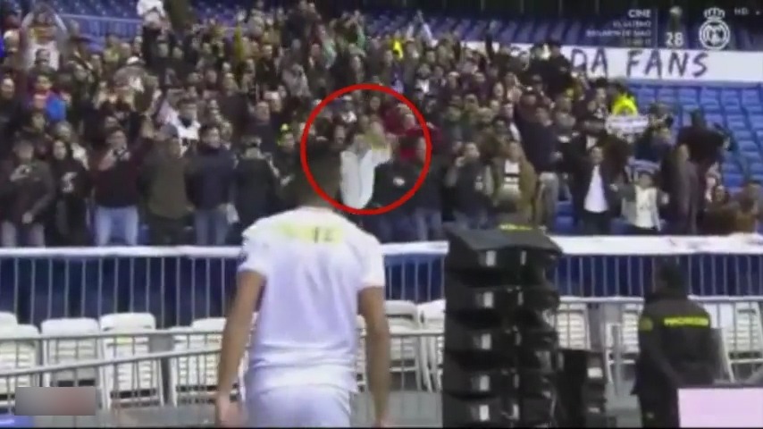 سرنگونی  عجیب هوادار رئال مادرید در مراسم معارفه رینیر!