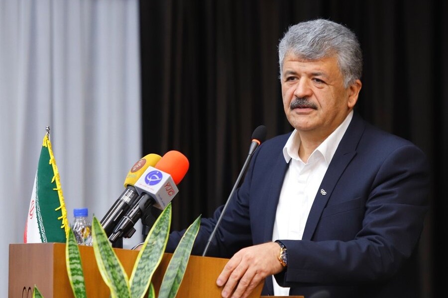 خلیلیان: برای از سرگیری مسابقات ورزشی بیتابی نکنید/ مردم هم پیگیر فوتبال هستند