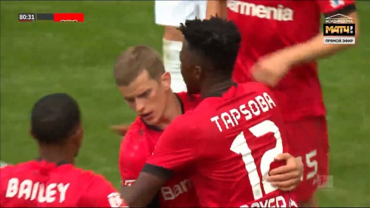 گل سوم بایر لورکوزن به مونشن گلادباخ (بِندر)