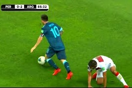 عملکرد لیونل مسی در بازی پرو 0-2 آرژانتین