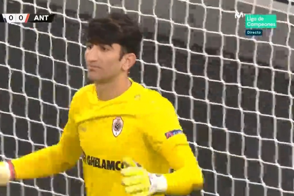 گل اول تاتنهام به آنتورپ (وینیسیوس)