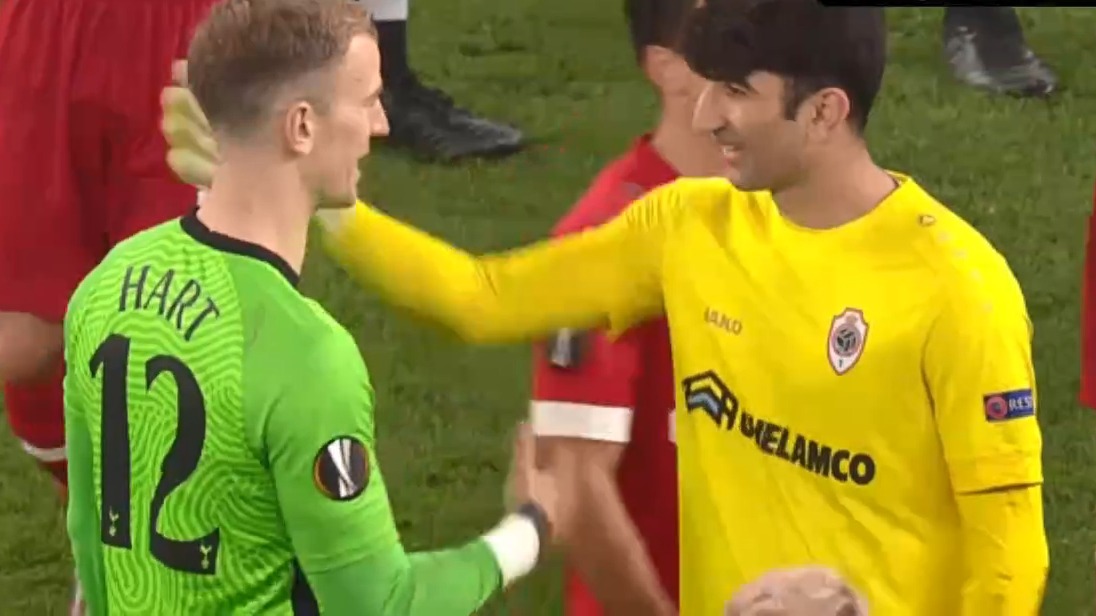 خوش و بش بیرانوند با جو هارت و مورینیو در پایان بازی انتورپ و تاتنهام