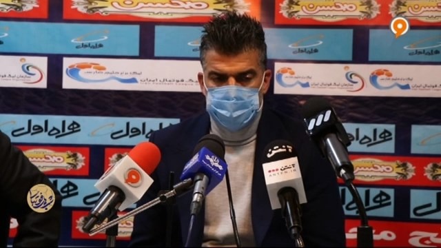 حواشی بازی ذوب آهن 1-2 تراکتور