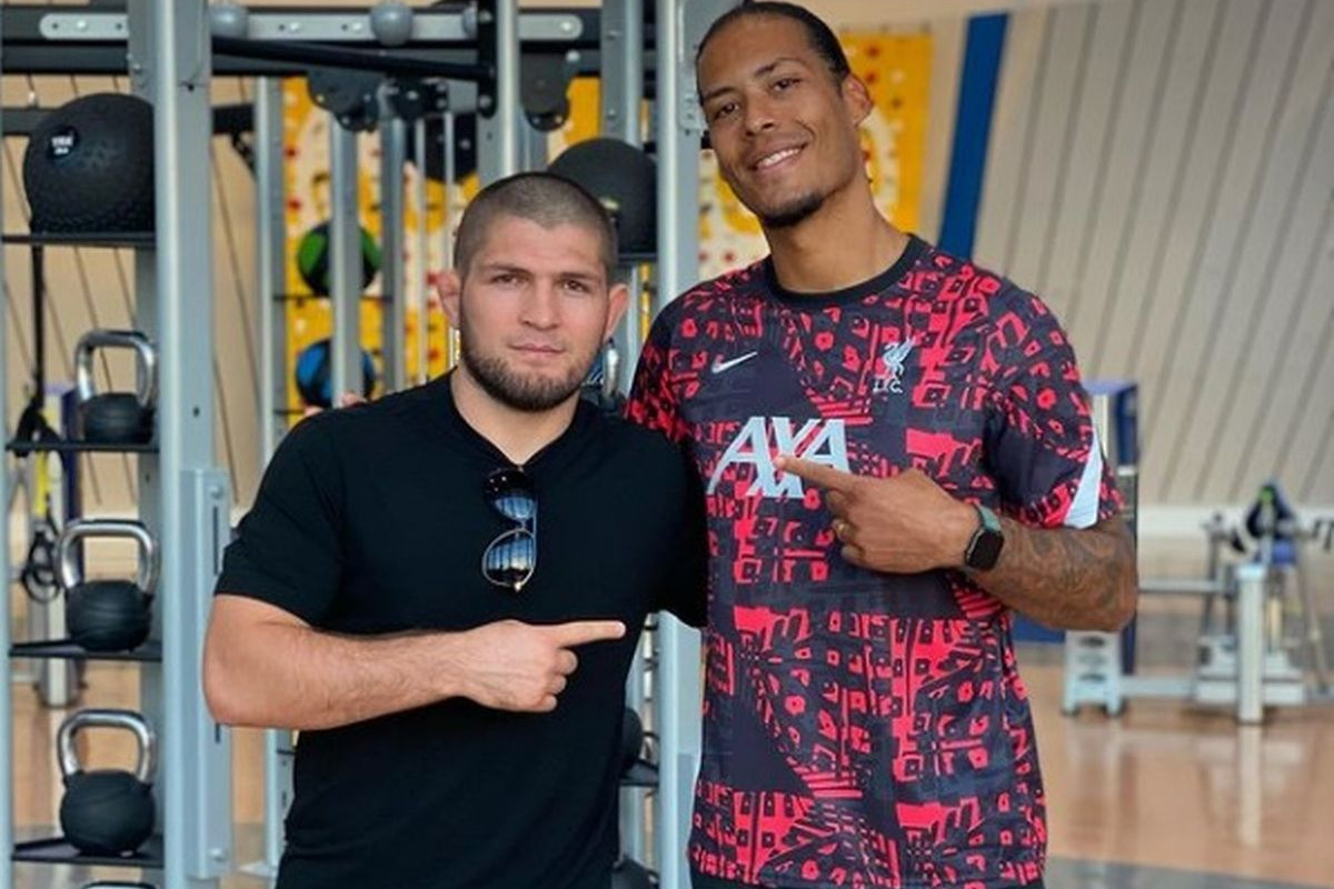 پیشنهاد جدی به مبارز UFC؛ حبیب فوتبالیست میشود؟