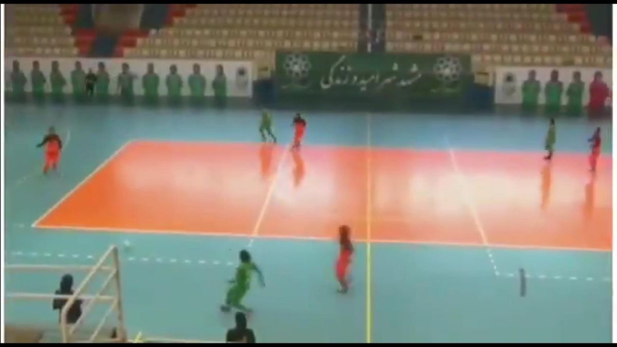 دریبل تماشایی سارا شیربیگی در فوتسال بانوان