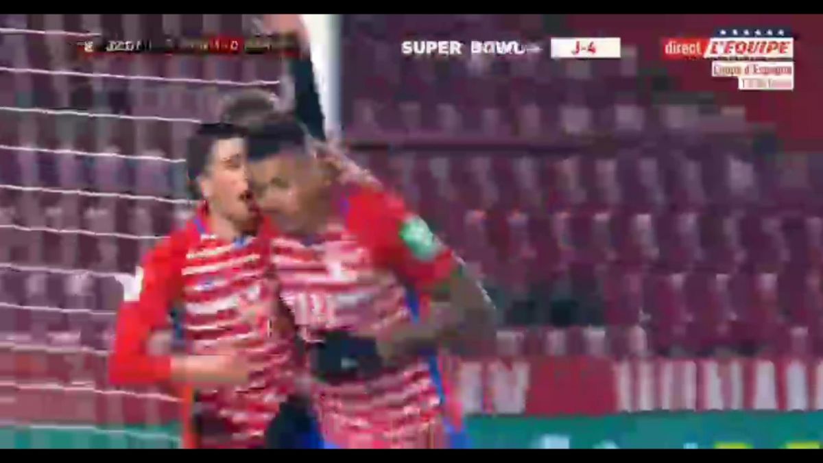 گل اول گرانادا به بارسلونا (کندی)