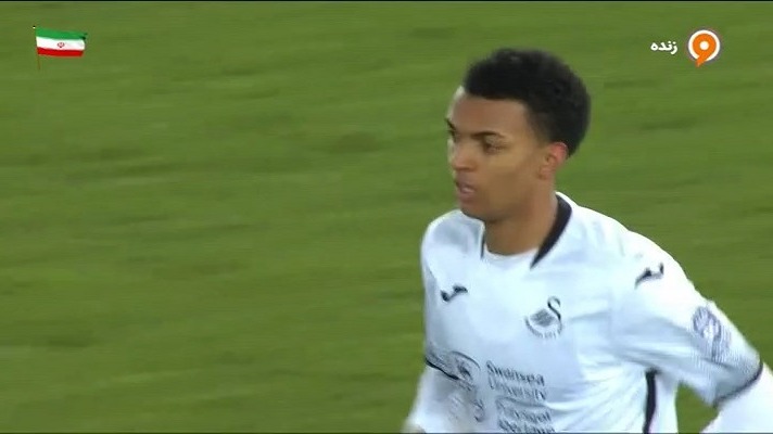 گل اول سوانسی به منچسترسیتی (ویتکر)