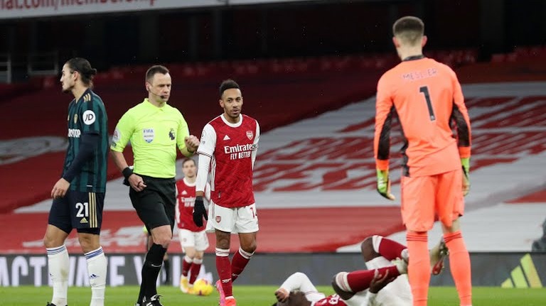 گل دوم آرسنال به لیدز (دبل اوبامیانگ)