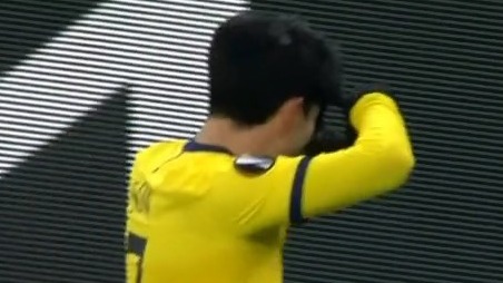 گل اول تاتنهام به ولفسبرگر (سون)