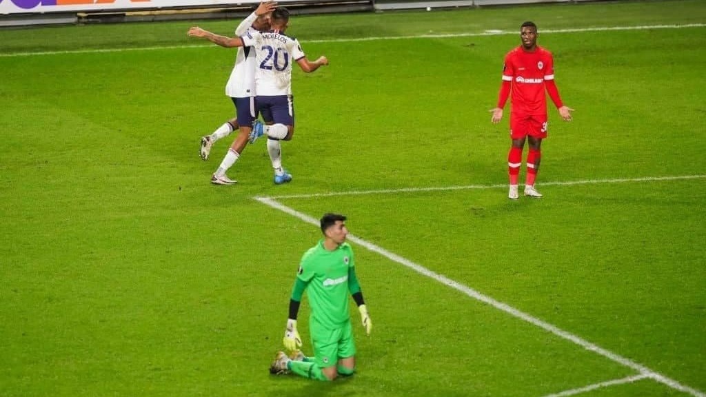 خلاصه بازی آنتورپ 3-4 گلاسکو رنجرز (مصدومیت و تعویض بیرانوند در دقیقه 77)