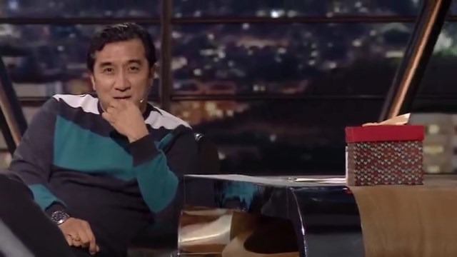 خداداد عزیزی: با اینکه علی دایی ناخن خشکی میکرد و پاس نمیداد اما با هم خیلی رفیق بودیم فوتبالی | 