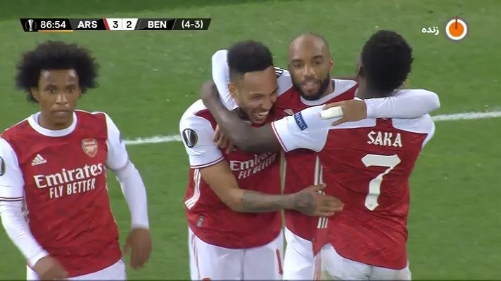 گل سوم آرسنال به بنفیکا (دبل اوبامیانگ)