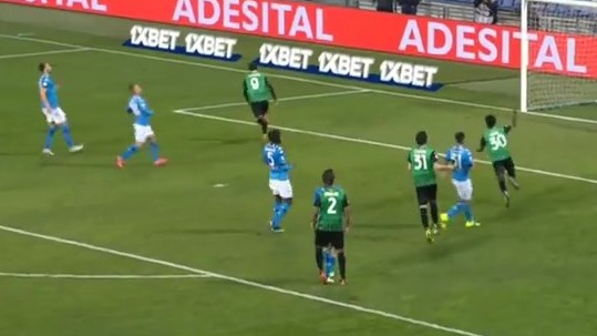 گل سوم ساسولو به ناپولی (کاپوتو دقیقه 95)