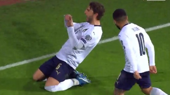 گل دوم ایتالیا به بلغارستان (لوکاتلی)