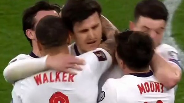 گل دوم انگلیس به لهستان (هری مگوایر)