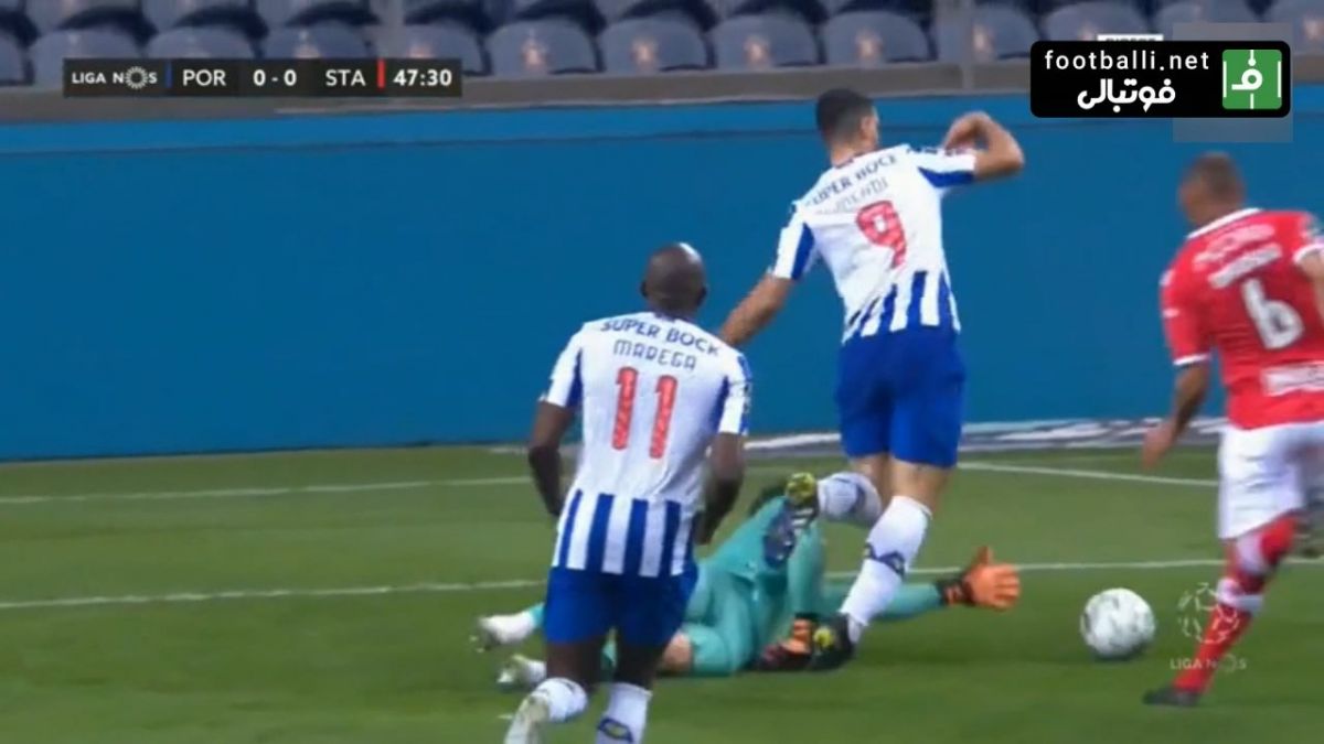 گل اول پورتو به سانتاکلارا با پنالتی گرفته شده توسط طارمی