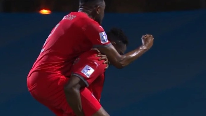 گل اول الدحیل به استقلال (اولونگا / پنالتی عجیب برای الدحیل)