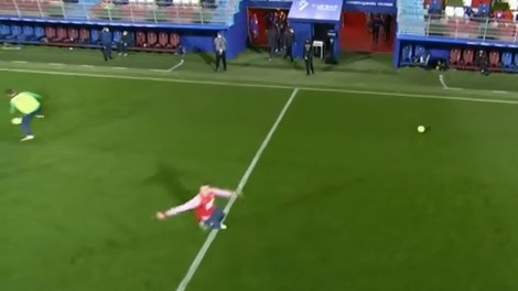 هدف قرار دادن دوربین اسپایدرکم توسط بازیکن ایبار