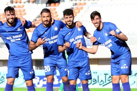 مدیرعامل گل گهر: تغییر مدیریت به خاطر باخت به پرسپولیس نبود/ برنامه ما با قلعهنویی دراز مدت است