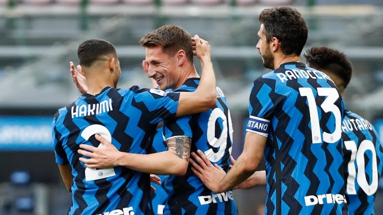 گل چهارم اینتر به سمپدوریا (آندرا)