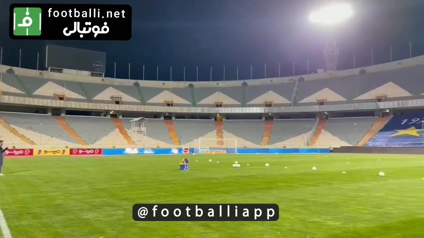 حال و هوای ورزشگاه آزادی در کمتر از یک ساعت مانده تا بازی استقلال - ذوب آهن