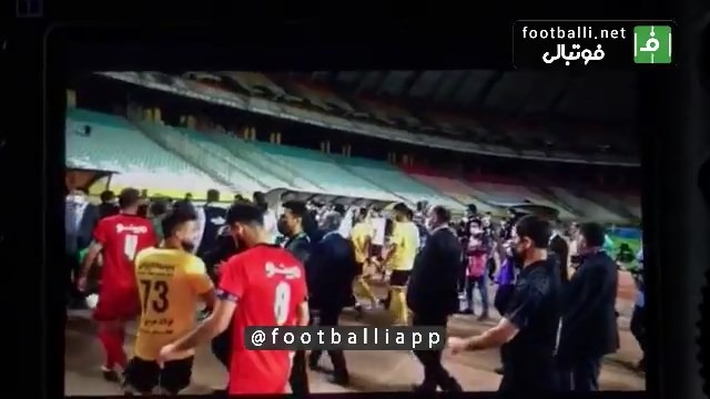 تصاویری از لحظات اول درگیری سپاهانی ها و پرسپولیسی ها