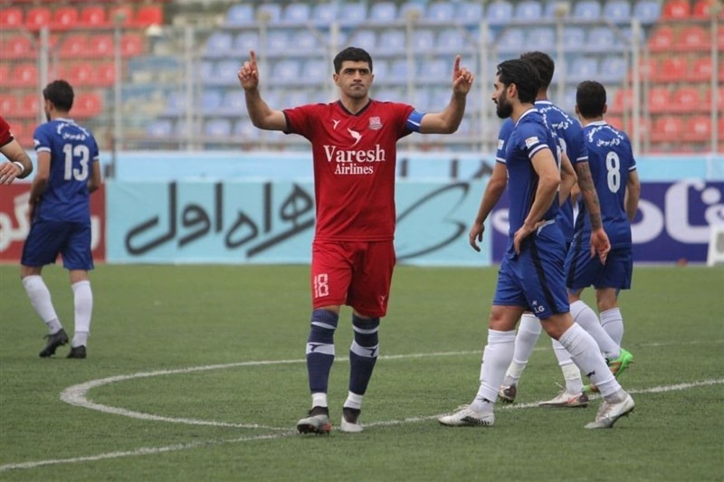 شیری: عملکرد خودمان بیشتر از نتایج رقیبان اهمیت دارد/ فولاد سخت شکست میخورد