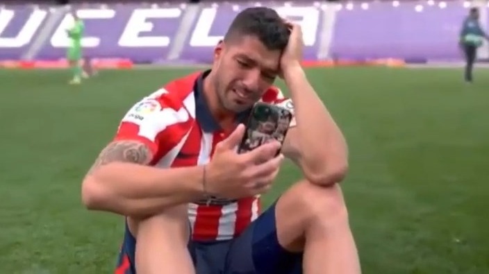 اشک های لوییز سوارز پس از قهرمانی با اتلتیکو مادرید در لالیگا